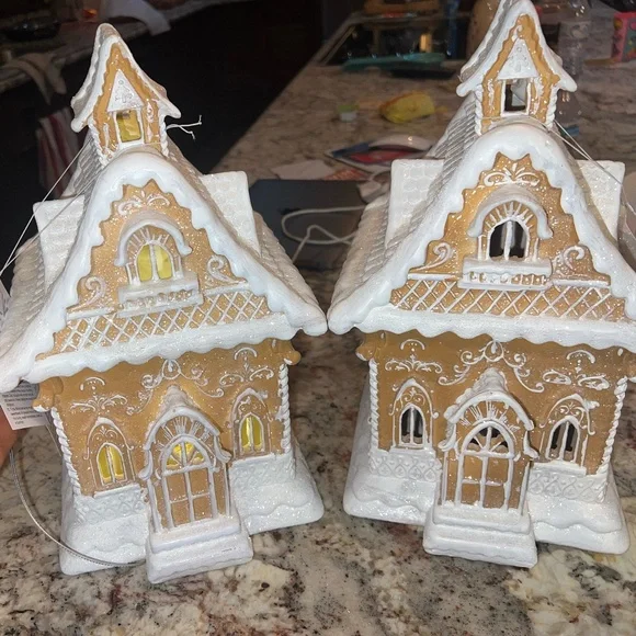 Gingerbread House - Picture 1 of 2